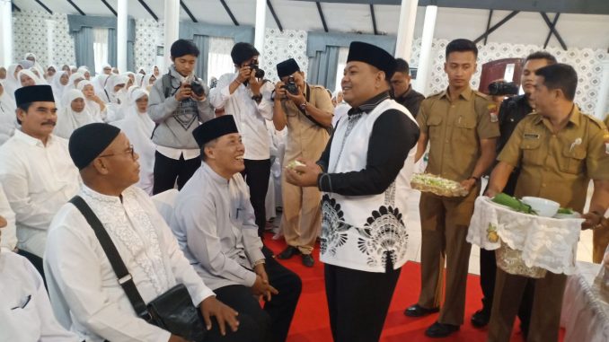 Pemko Tanjung Balai Mengadakan Acara Tepung Tawar/Upah-upah Jamaah Calon Haji Tahun 1440 H / 2019 M