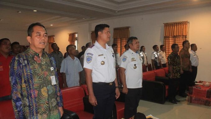 Kepala BPTD Wilayah II Sumut Putu Sumarjaya, Kadis Perhubungan Samosir Nurdin Siahaan, BPMPTST Samosir dan sejumlah Narasumber diantaranya Rajuman Sibarani dari Kantor Kesyahbandaran Utama Belawan, Chairul Insani Ilham ATD, MM dari Politeknik Transportasi Sungai, Danau dan Penyebrangan Palembang serta Fery Hutagalung dari BMKG.