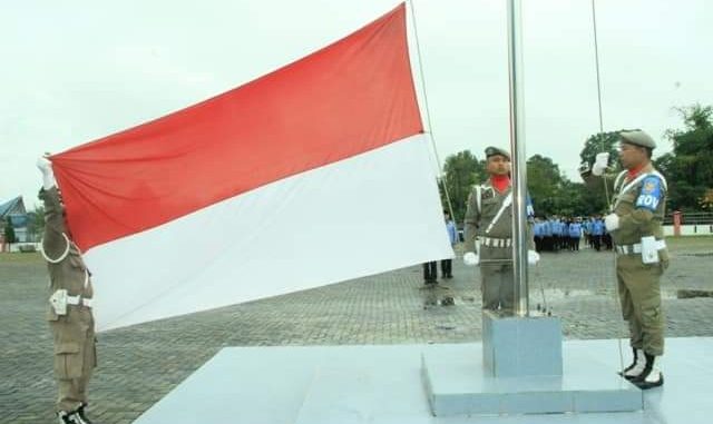 Pemerintah Kabupaten (Pemkab) Simalungun melaksanakan upacara memperingati Hari Sumpah Pemuda (HSP) Ke-91, yang dilaksanakan di lapangan Kantor Bupati Simalungun, Pamatang Raya. Senin (28/10).