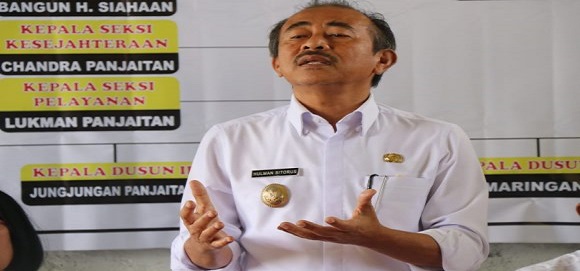 Wakil Bupati Tobasa Bapak Hulman Sitorus melakukan kunjungan kerja ke Desa Hutanamora ,Silaen  dalam rangka  Evaluasi dan monitoring penggunaan Dana Desa (DD), Alokasi Dana Desa (ADD) , pembangunan dan  bantuan yang telah  diterima dari anggaran APBD Tobasa tahun 2019, Hari Rabu  pagi, (20/11/2019).