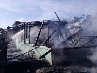 Kebakaran rumah di Dusun Dolok Martumbur Desa Hutasoit II, Kecamatan Lintongnihuta pada hari Kamis, (12/12/2019) sekitar jam 07.35 WIB.