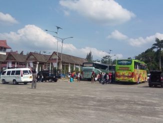 Penumpang Asal Kota Medan menuju Kota Siantar diturunkan di Terminal Tanjung Pinggir