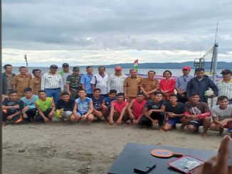 Turnamen Volley Pantai Bupati Cup Tahun 2019 di Hatulian Beach Kecamatan Laguboti,Toba, Selasa (17/12/2019).