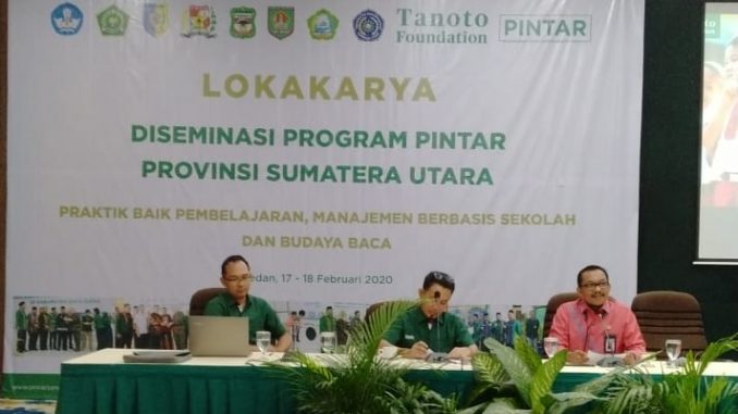 Kadisdik Batu Bara Ilyas Sitorus, SE, M.Pd Menjadi Pemateri Pada Lokakarya TF Acara Diseminasi Program Pintar