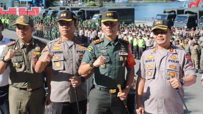 Komandan Kodim (Dandim) 0207/Simalungun Letkol Inf Frans Kishin Panjaitan, S.A.P., M.P.M. Dan Turut hadir Kapolres Simalungun, AKBP. Heribertus Oppusunggu S.Ik. Msi, Kapolres Siantar AKBP. Budi Pardamean Saragih S.Ik,