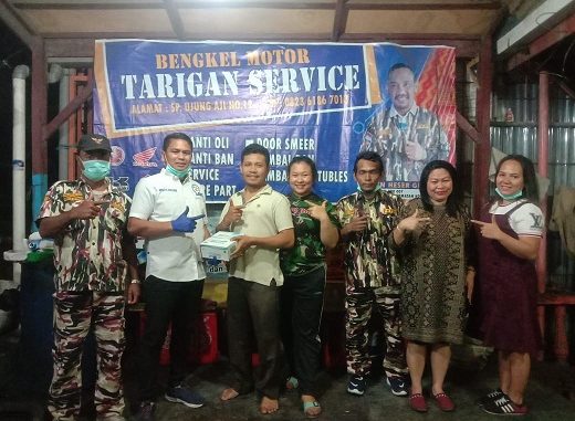 Aksi Relawan RPK 007 Bagikan Ribuan Masker "Gratis" Senin (06/04/2020)