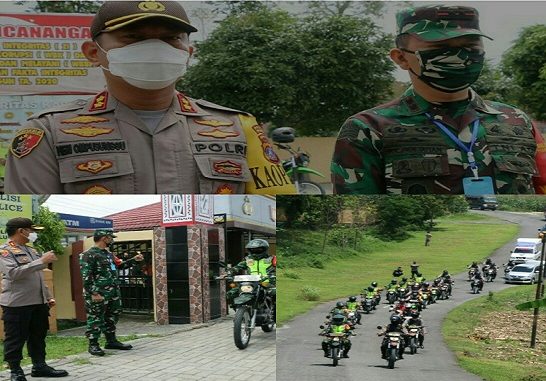 Polres Simalungun bersama TNI dan Dinas Kesehatan Kabupaten Simalungun menggelar Patroli Berskala Besar (PBB), Senin 20 April 2020 pukul 09.00 Wib.