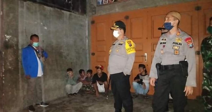 40 orang remaja diduga sebagai pelaku, Minggu 26/04/ 2020 sekitar pukul 03.30 Wib, diKelurahan Tanjung Tiram Kecamatan Tanjung Tiram Kabupaten Batu Bara .