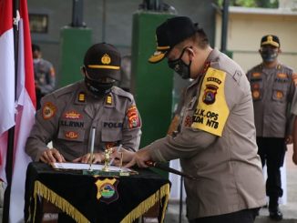 Kapolda NTB Irjen Pol. Mohammad Iqbal.S.I.K.,M.H.,memimpin langsung serah terima jabatan Karo SDM Polda NTB, Dirresnarkoba Polda NTB dan Kapolres Lombok Tengah pada Jumat pagi tanggal 29 Mei 2020 pukul 08.30 wita bertempat di Lapangan Tenis Polda NTB.