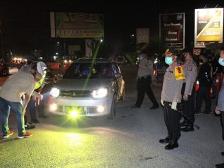 Ratusan kendaraan yang ditenggarai akan mudik lebaran di putar balik, Sabtu(23/5/2020) malam.