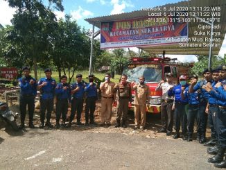 Serah terima mobil damkar di kecamatan Sukakarya kabupaten Musi Rawas provinsi Sumatera Selatan, Senin (6/7/2020)