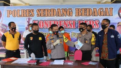 Hariady ditangkap bersama rekannya Rifatah Sabira (23)