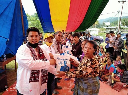 Vantas dan tim berbagi di dua desa yaitu desa Pardomuan Nauli dan desa Huta ginjang, keduanya berada di kecamatan Palipi, kabupaten Samosir pada 21 agustus 2020.
