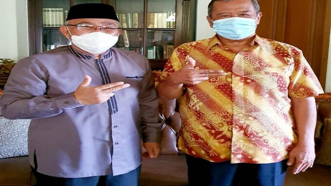 mantan Wali Kota Depok, H Badrul Kamal secara resmi ikut memberikan dukungan kepada Calon Wali Kota Depok, Mohammad Idris.