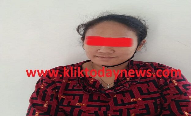 Diah (35) warga Simpang Bah Jambi di bekuk Tim Opsnal Satres Narkoba Polres Simalungun, Jumat (25/09/2020) sekira pukul 08.30 WIB