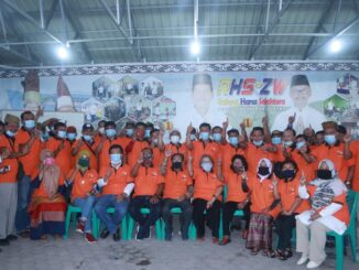 Keluarga besar Ikatan Alumni SMTP Negeri 1 Raya, Kabupaten Simalungun, yang pertemuannya digelar di rumah pribadi RHS, Sabtu (31/10/2020).