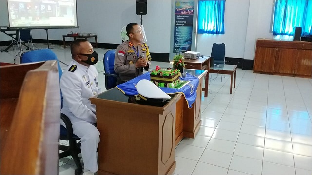 Kapolres Lampung Utara AKBP Bambang Yudho Martono, S.I.K., M,Si. datang ke mako TNI seperti Kimal Lampung Utara, Kodim 0412 Lampung Utara, Kompi C Yonif 143/TWEJ dan koramil Selasa (6/10/2020).