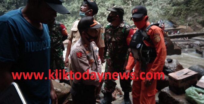 Hingga Hari Ketiga, Endi Fernando Korban Hanyut di Air Terjun Belum Ditemukan