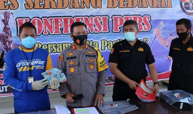 Satreskrim Pungli Polres Serdang Bedagai Operasi Tangkap Tangan (OTT) oknum BPN Kabupaten Serdang Bedagai, Selasa (13/10/2020) sekitar pukul 10.00 WIB.