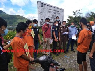 Polda Sumut bersama Polres Samosir menggelar rekonstruksi lanjutan kasus pembunuhan sadis Rianto Simbolon di Jalan Ronggur Nihuta, Pangururan, Samosir.