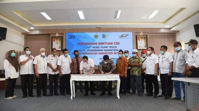 PTPN IV Serahkan Bantuan CSR Kepada Pemkab Batu Bara, Rabu (03/02/2021).