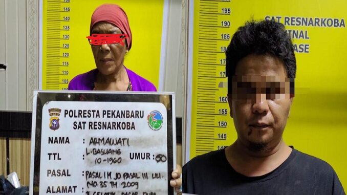 AR alias Emak (60) dan Aj (30)