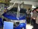 Toyota Avanza bobol minimarket di Jl Mensiku, Sintang, Kalimantan Barat saat dibawa bocah berusia 15 tahun hingga anak usia 6 tahun tewas terjepit di meja kasir (Dok. Polres Sintang)