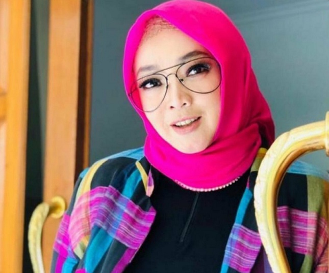 berita artis hari ini meninggal