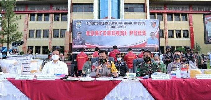 Konferensi pers Polda Sumut