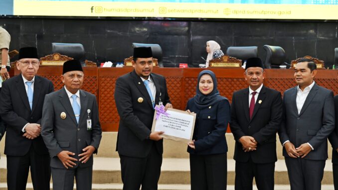 Gubsu_Wagubsu_Sidang Paripurna DPRD Sumut 3